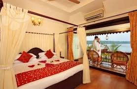 Solar-Wind Cruise Boat