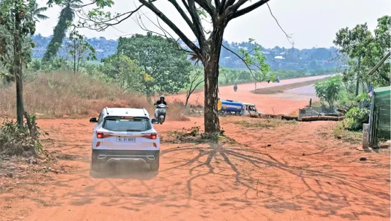 Seaport Airport Road Kalamassery