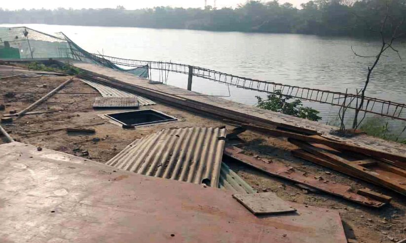 Periyar River Encroachment Kalamassery